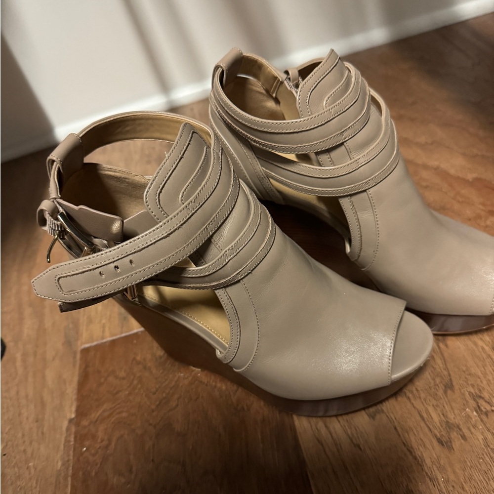Michael Kors Wedges